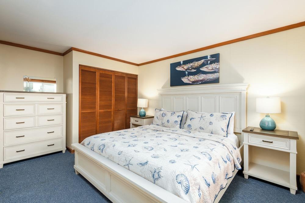 Little Creek Cove Beachfront Resort photo 18