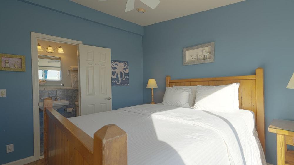 Sea Crest Resort photo 16