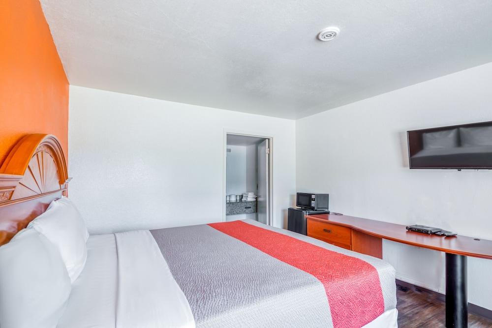OYO Hotel Baton Rouge East I-12 Louisiana photo 13