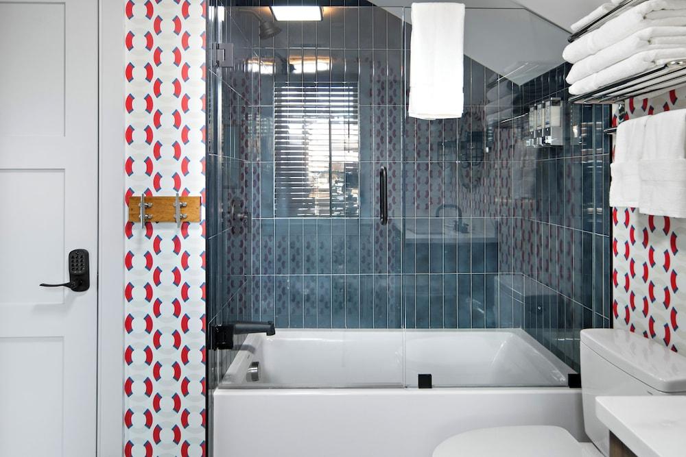 Cutwater Inn & Suites photo 38