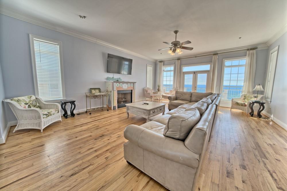 Pineapple Villas on Laguna Beach photo 65