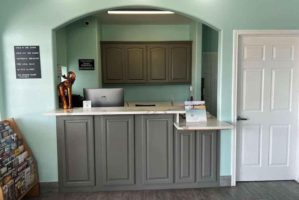 Quality Inn Montgomery - Lake Conroe photo 2