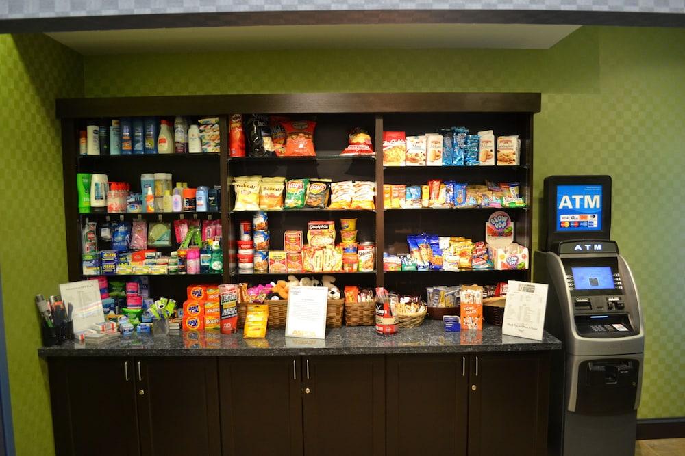 Holiday Inn Express Hotel and Suites Scranton by IHG photo 52