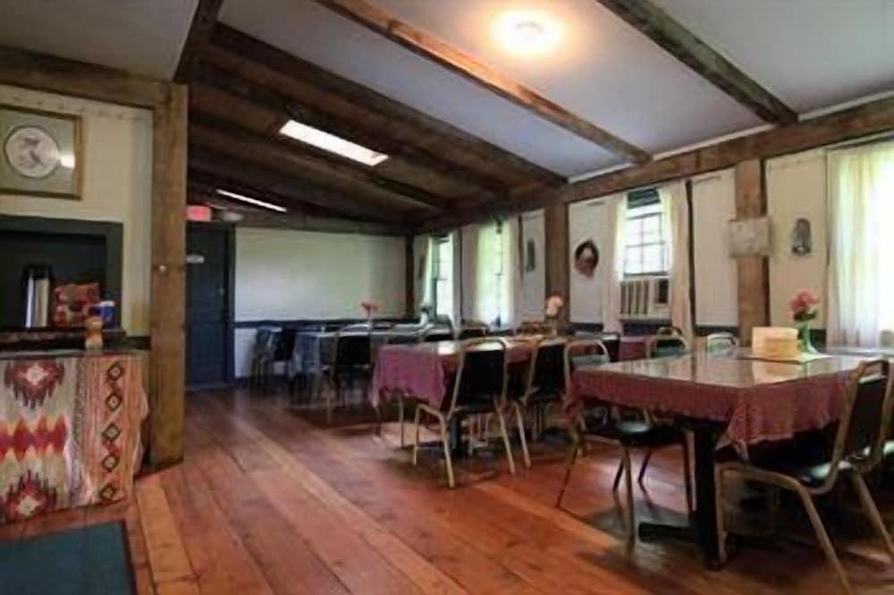 Ladd Brook Inn photo 9