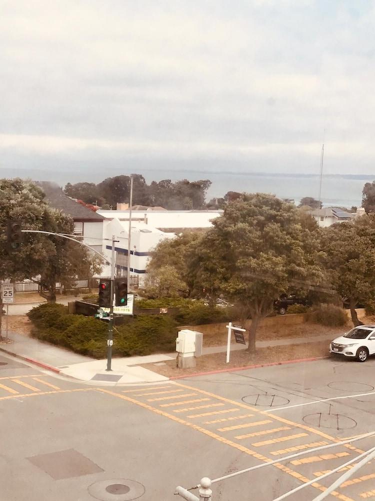 Pacific Grove Inn photo 56