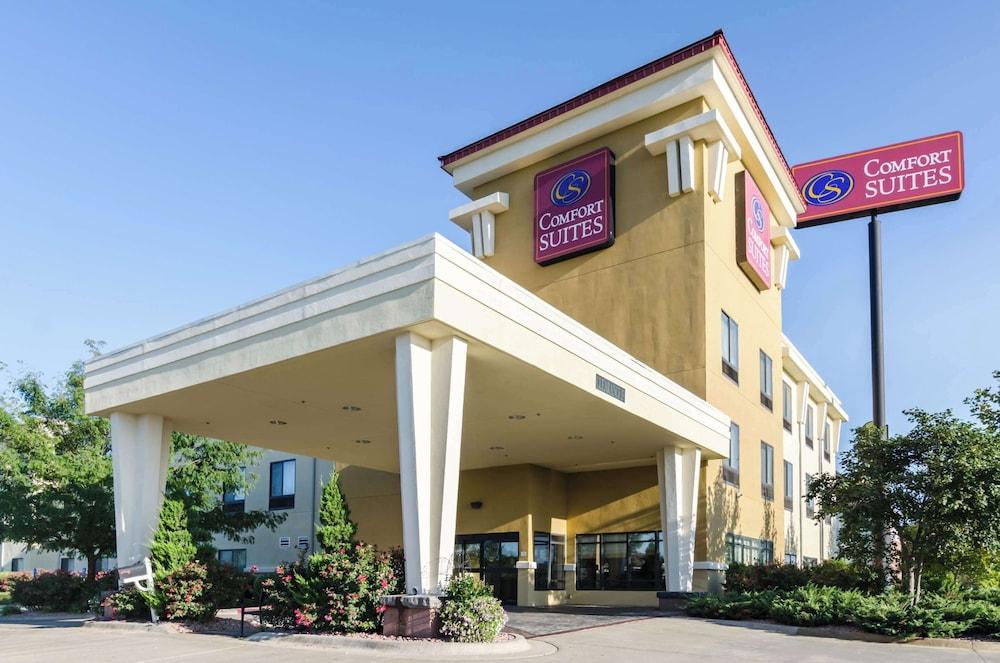 Comfort Suites Salina South photo 29