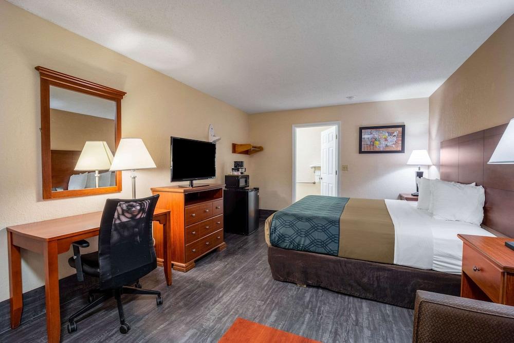 Econo Lodge Inn & Suites Cayce I-26 Airport photo 6