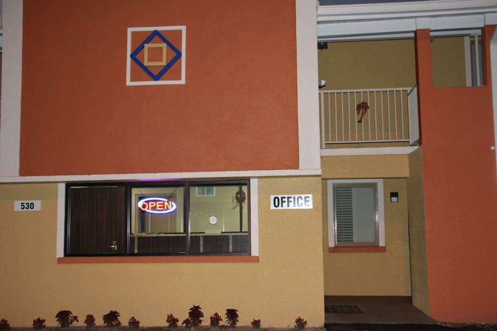 Budget Inn photo 28
