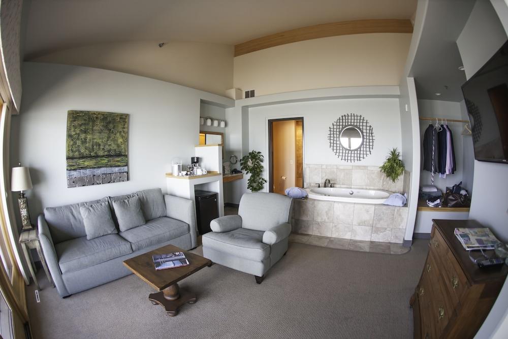 Blue Wave Inn photo 6