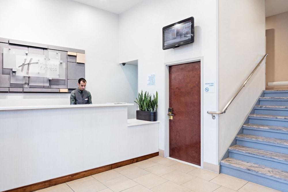 Holiday Inn Express Brooklyn, an IHG Hotel photo 29
