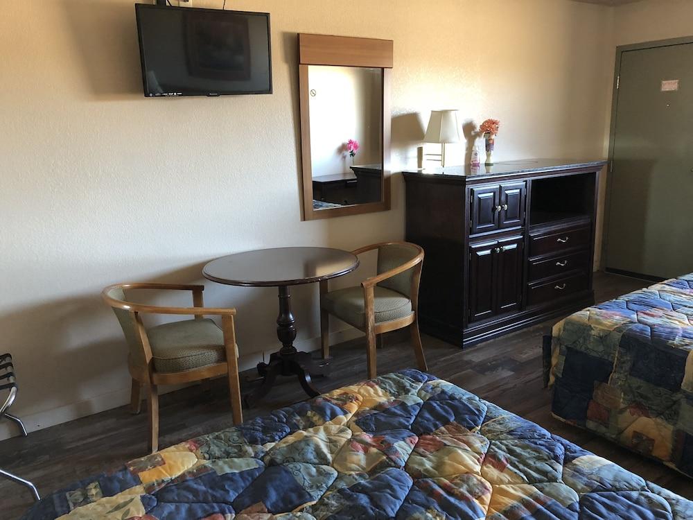 Rosener's Inn and banquet center photo 10