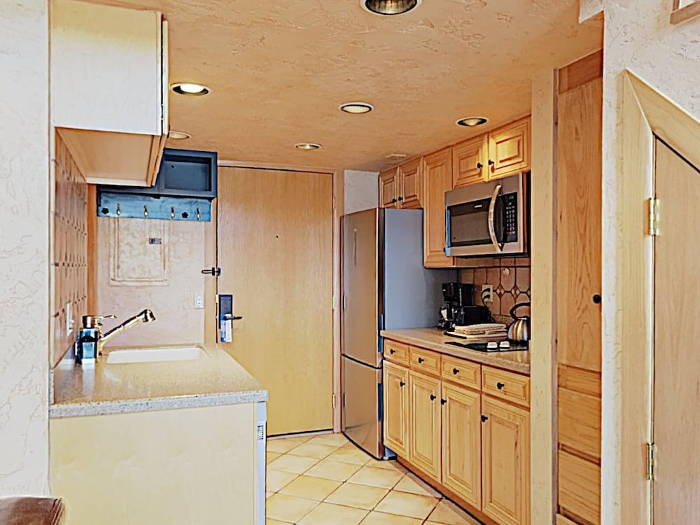The Timberline Condominiums photo 95