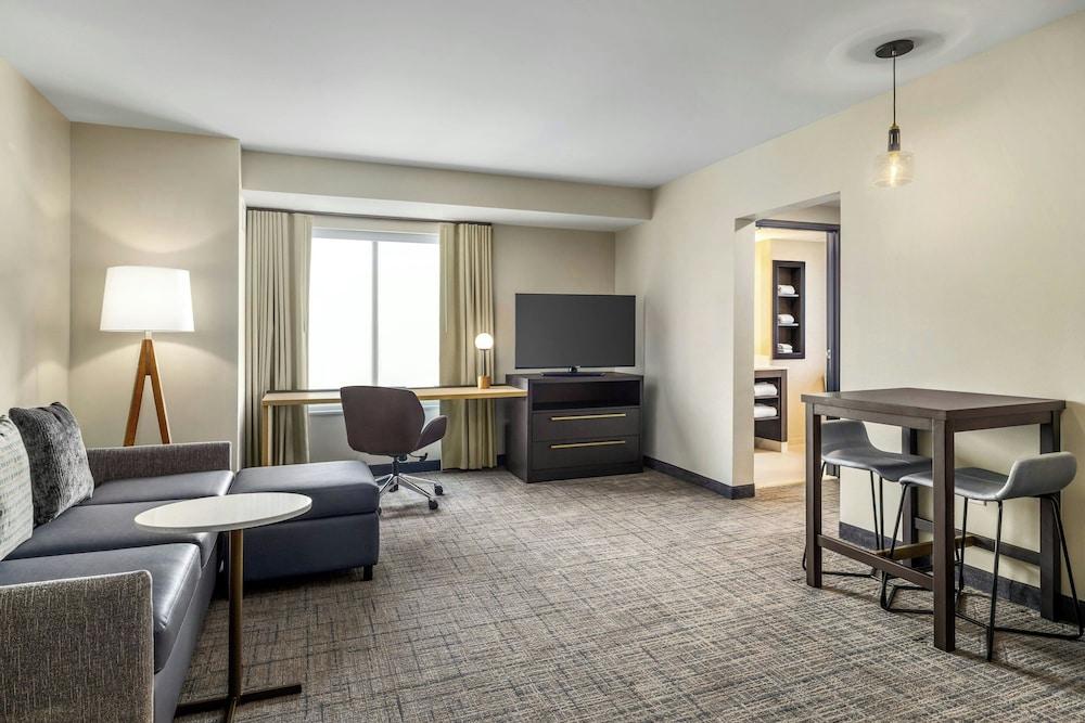 Residence Inn By Marriott Richmond Airport photo 14