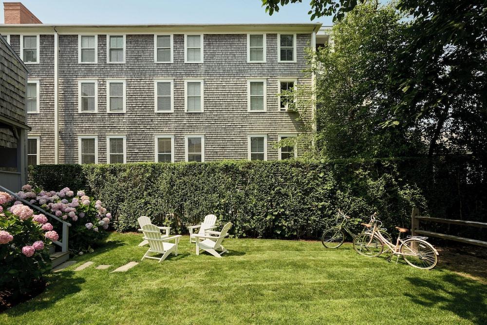 Sawyer House photo 13