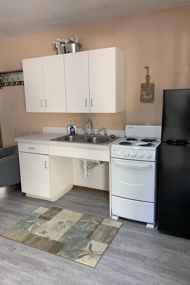 Lamplighter Cabins & Suites photo 37