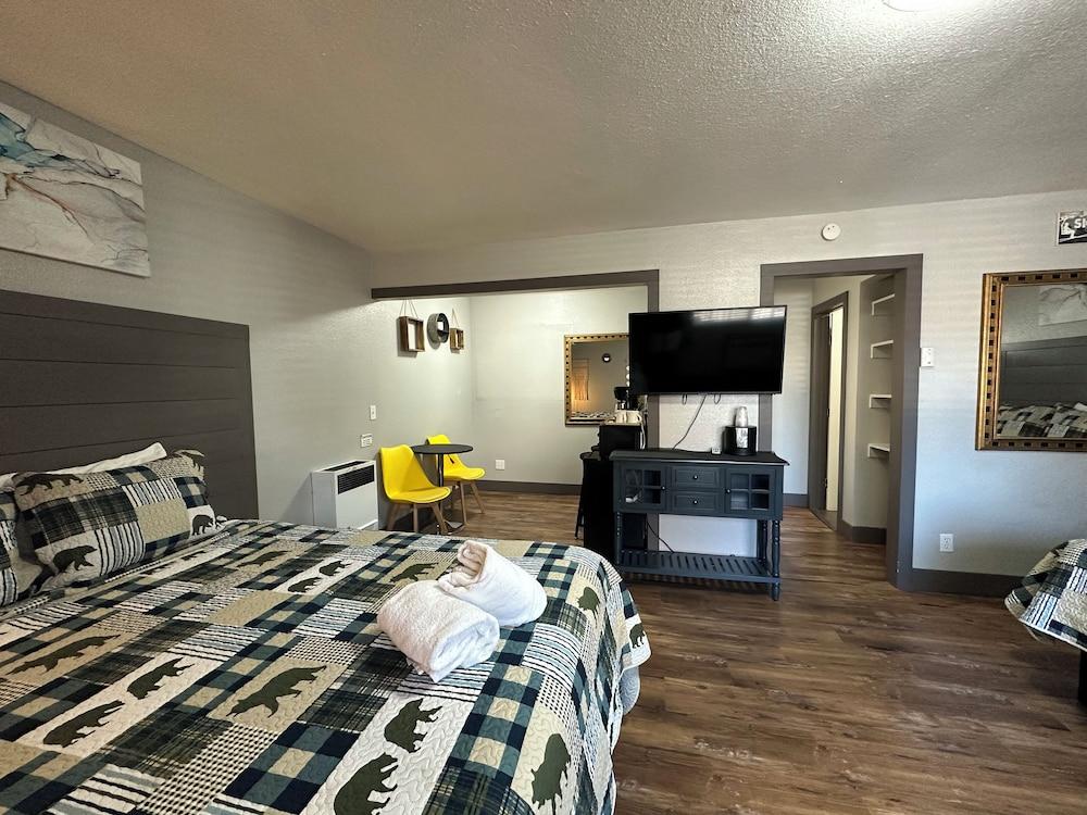 Lake Ridge Hotel photo 25