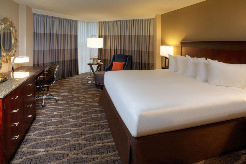 Hilton Houston Westchase photo 16