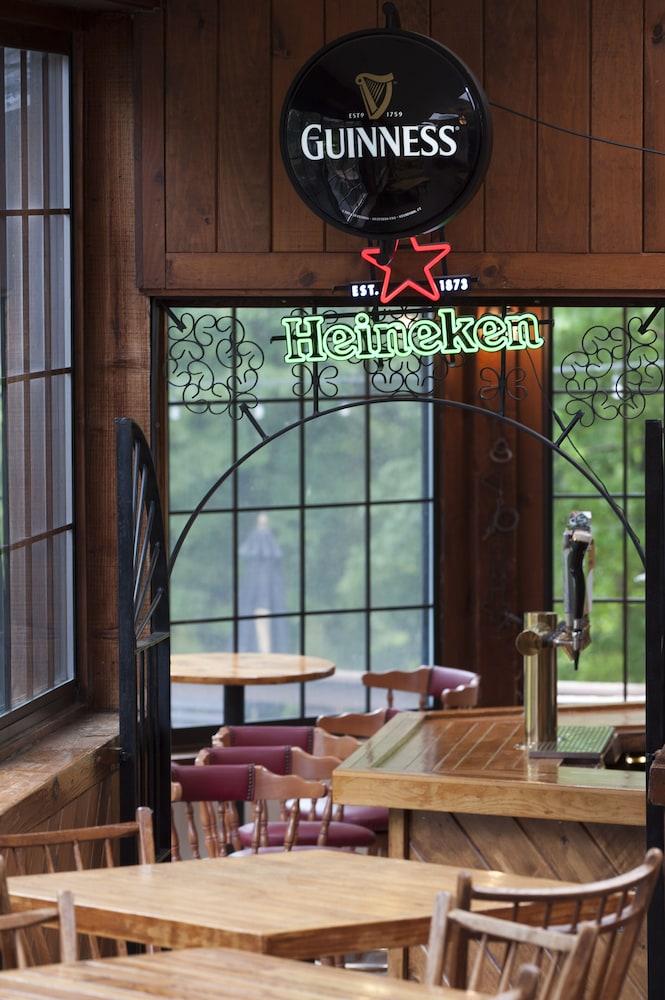 Summit Lodge photo 63