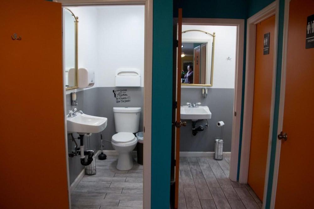 Melrose Hostel photo 17