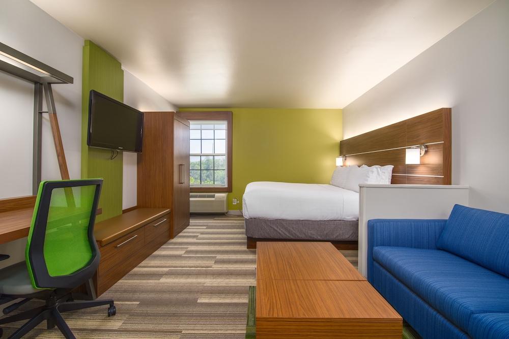 Holiday Inn Express Hotel & Suites Phoenix-Airport by IHG photo 24