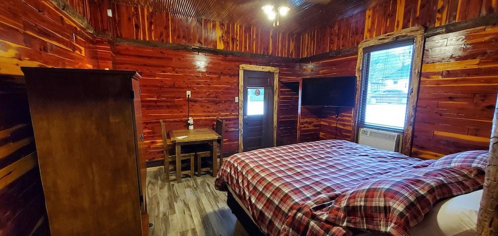 Log Cabin Inn photo 12