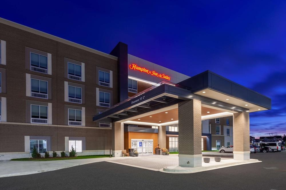 Hampton Inn & Suites Bloomfield Hills Detroit photo 29