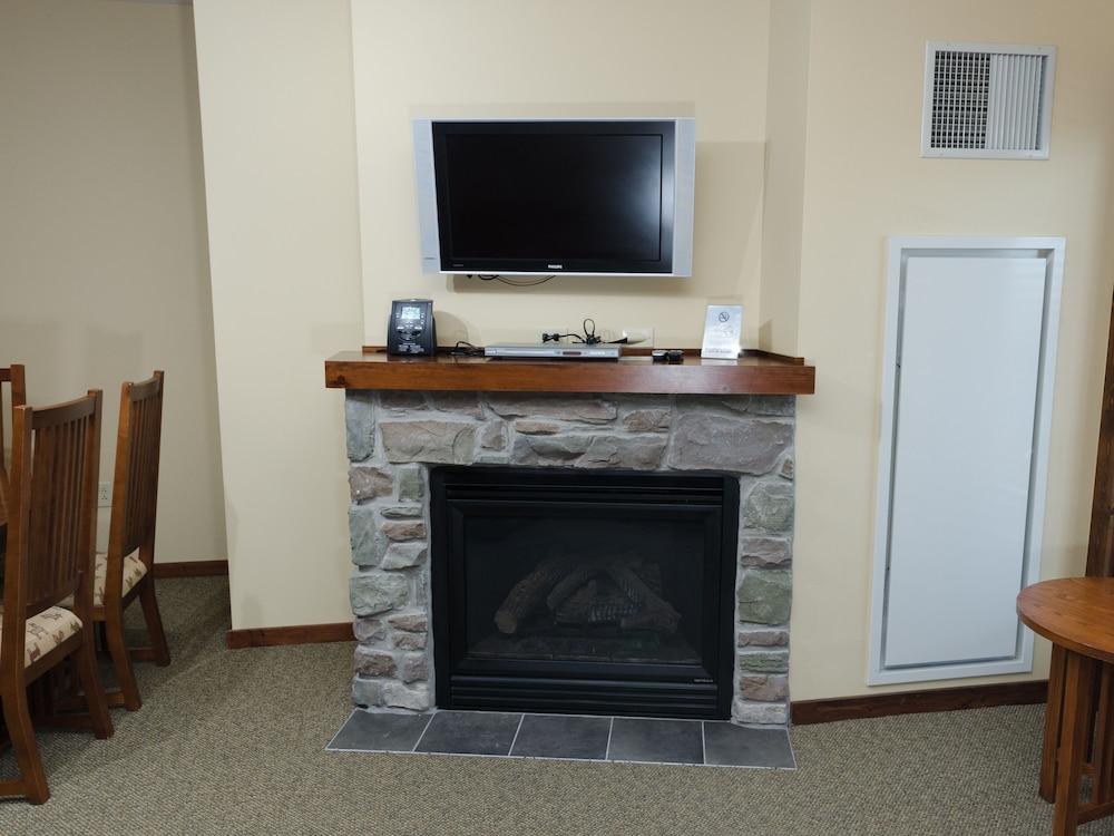 Soaring Eagle Lodge photo 17