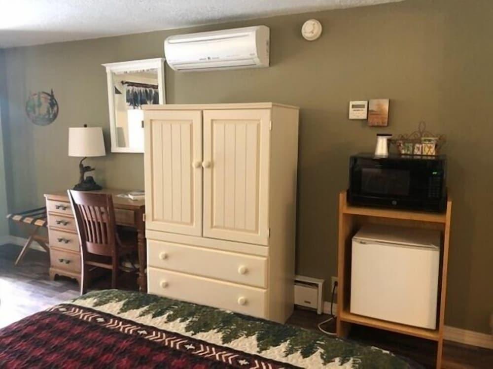 Reflections Inn photo 4
