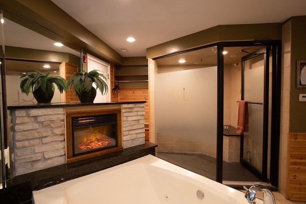 The Champagne Lodge & Luxury Suites photo 5