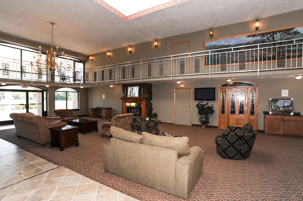 Americana Inn photo 5