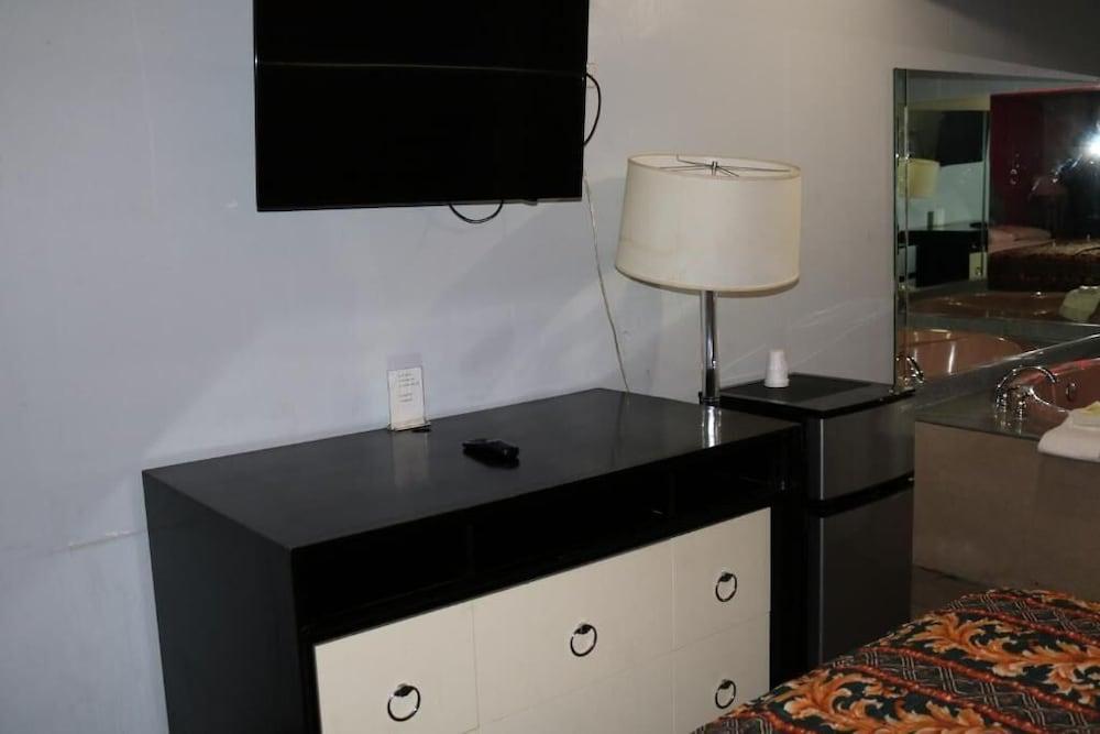 Hotel O Miami Inn & Suites Chicago Midway Airport photo 12
