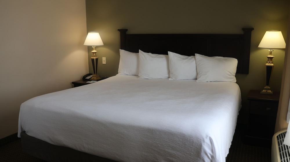 Wingate By Wyndham Peoria photo 7