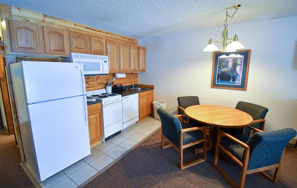 Inn at SilverCreek photo 7
