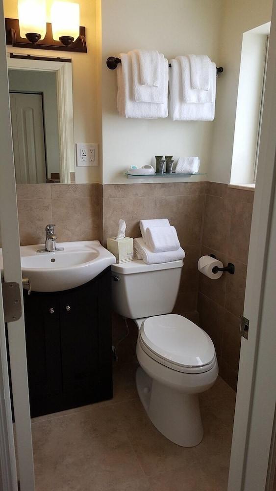 Le Cabanon Motel photo 72