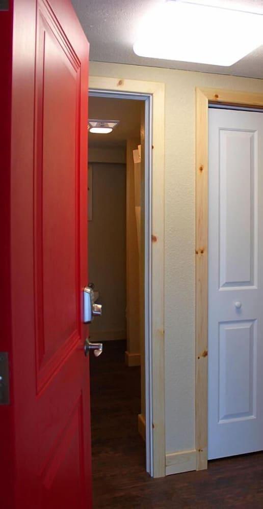 Tahquamenon Suites Lodging photo 30