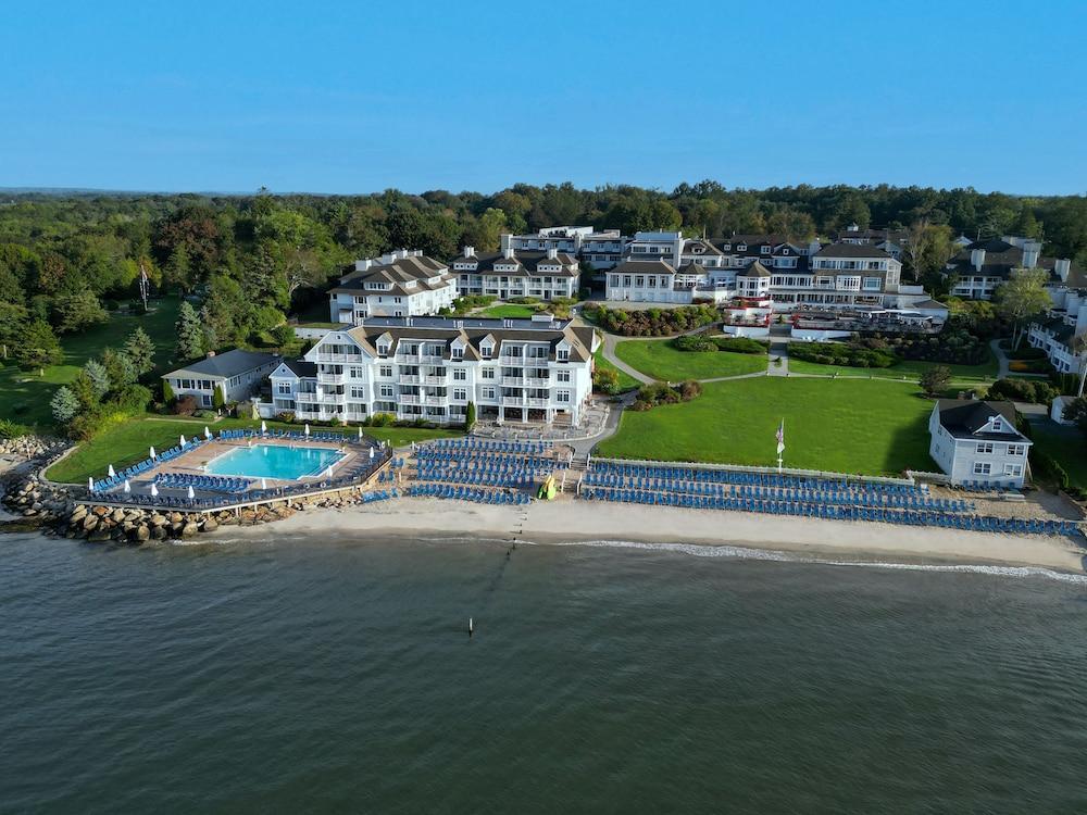Water's Edge Resort & Spa photo 1