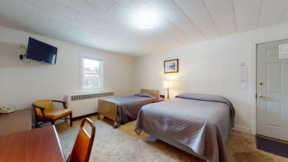 Circle Court Motel photo 17