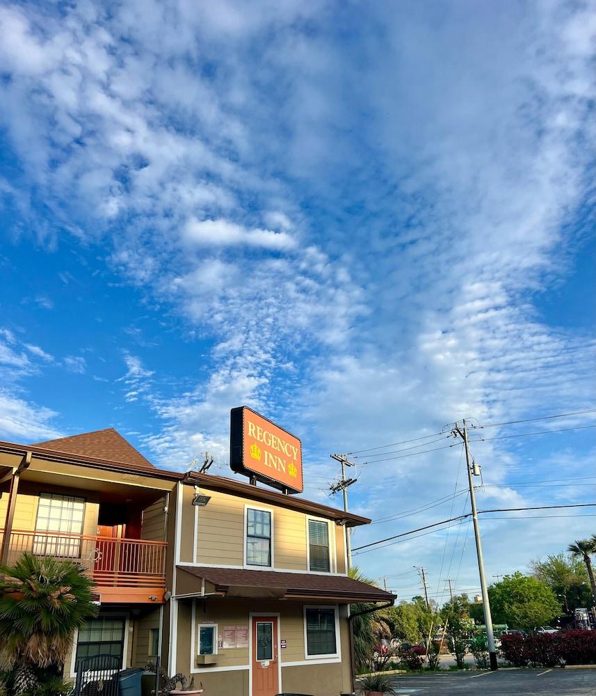 Regency Inn - Fort Sam Houston photo 1