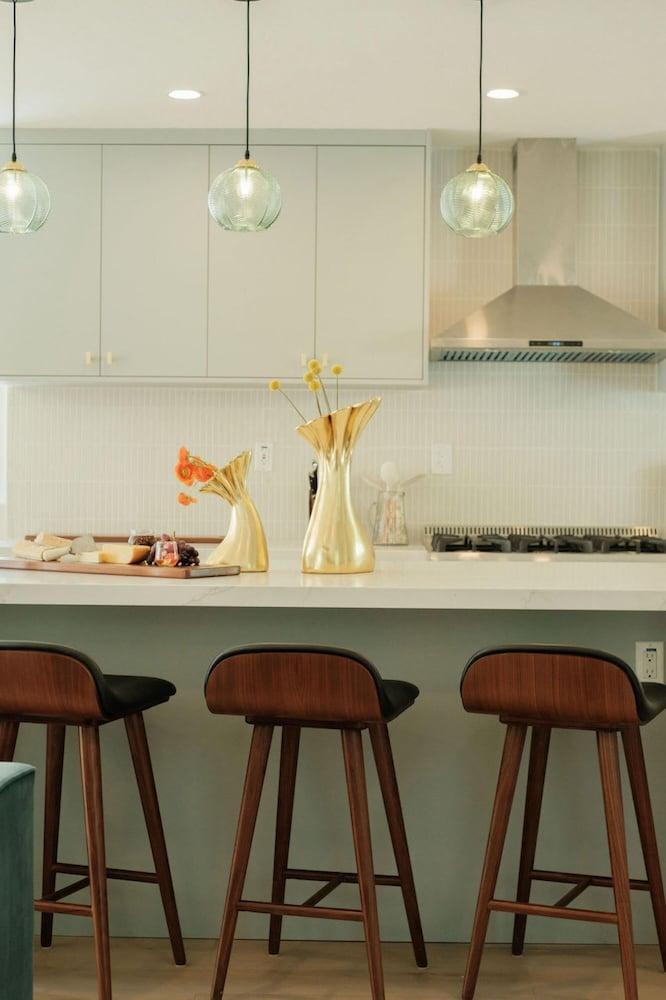 Mod Suite photo 23