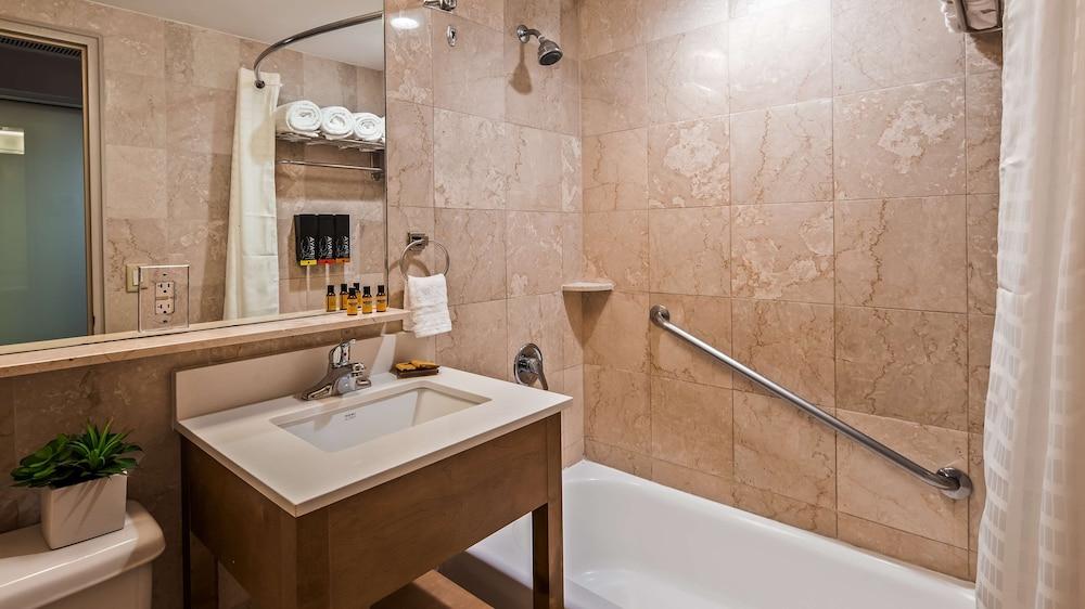 Best Western Plus Atlantic Beach Resort photo 29