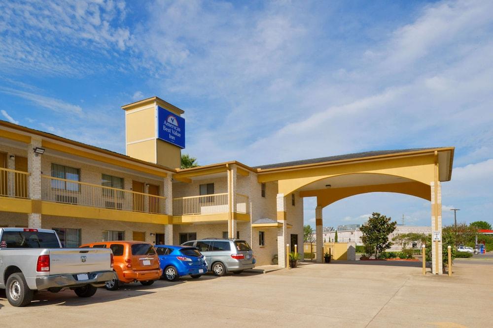Americas Best Value Inn & Suites Waller Prairie View photo 30