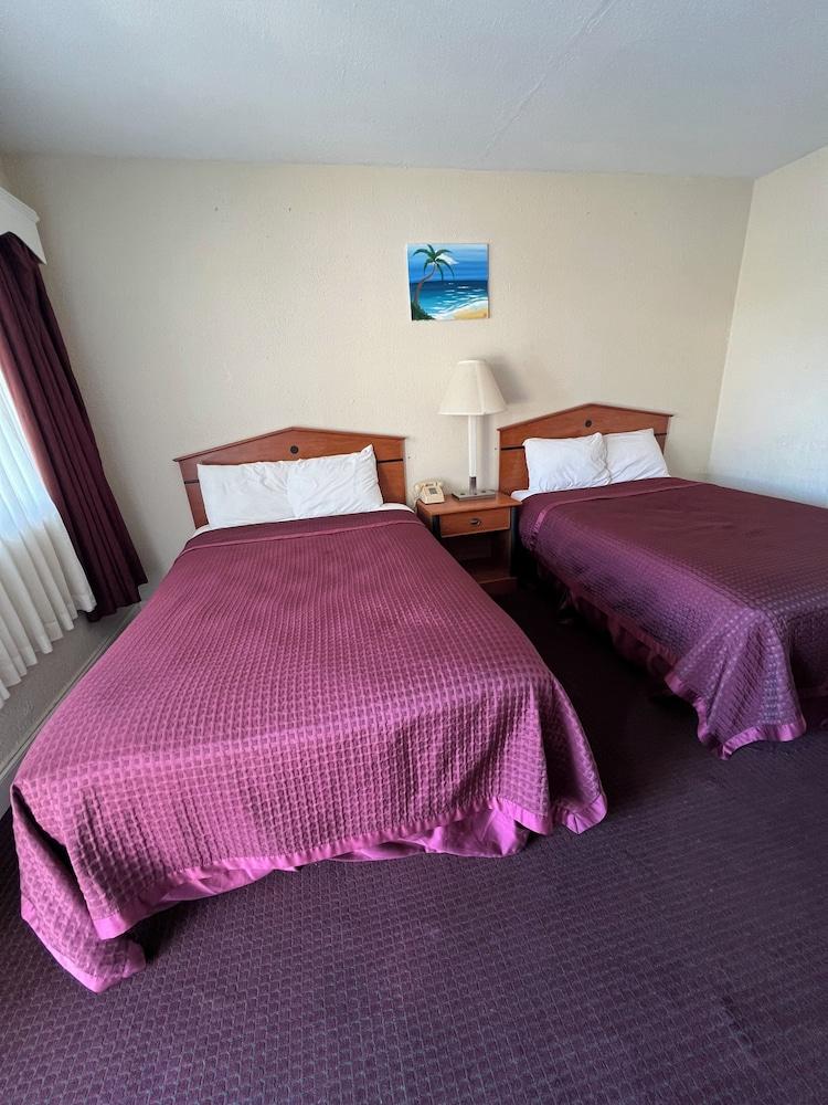Budget Inn photo 7