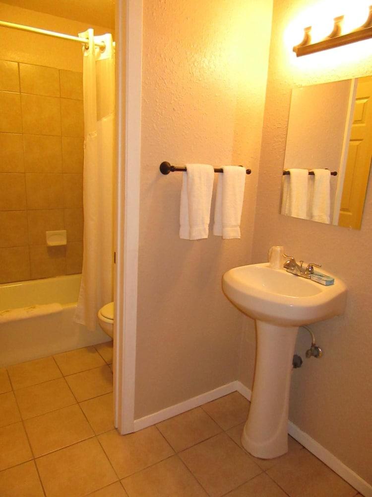 San Angelo Lodge photo 11