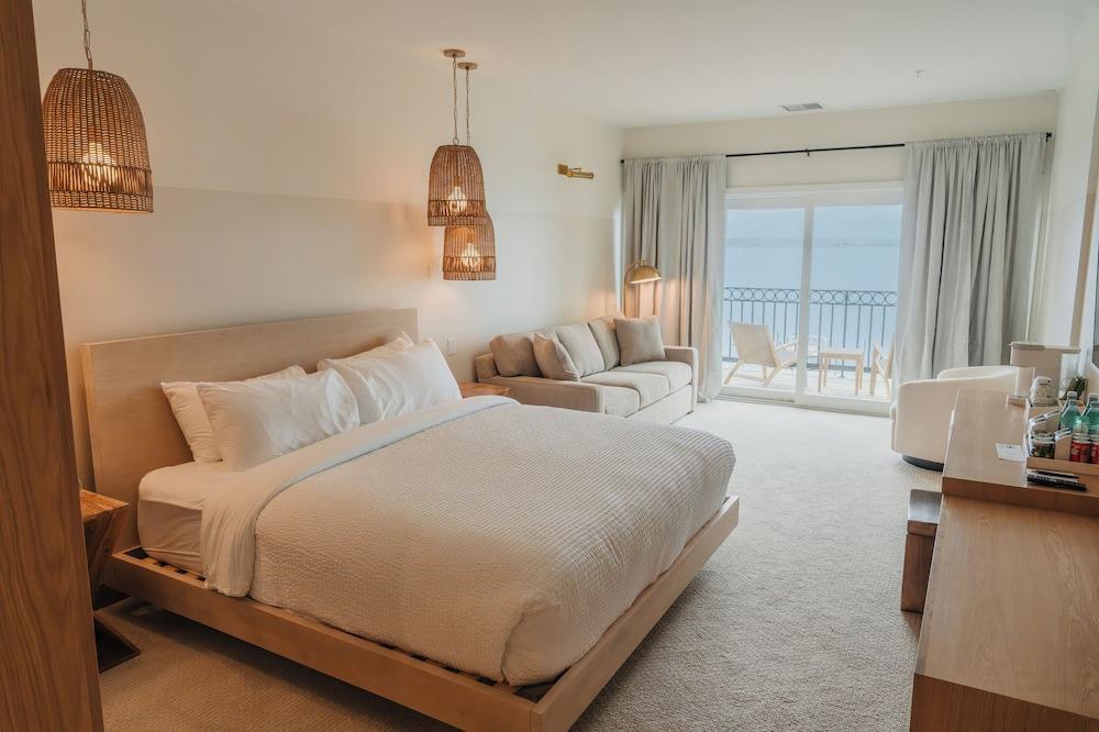 The Shoreline Hotel photo 58