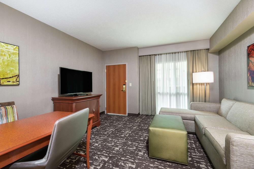 Embassy Suites by Hilton St. Louis St. Charles photo 10