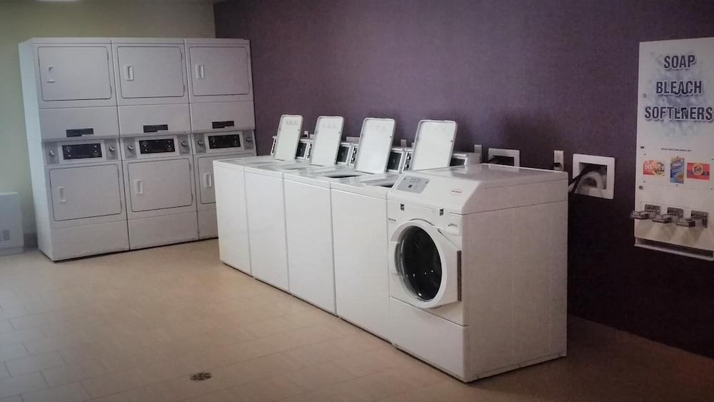 Ledgestone Suites Hotel Elko photo 25