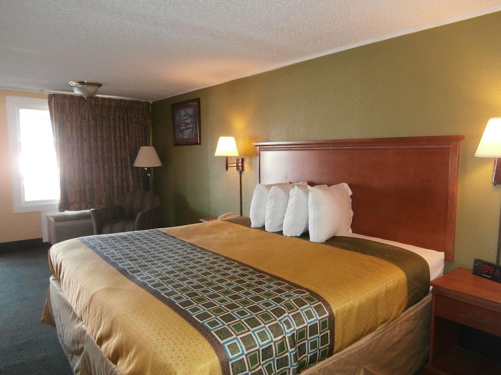 Americas Best Value Inn Conyer photo 7