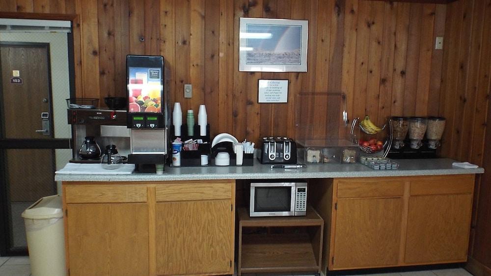 Travel Inn photo 17