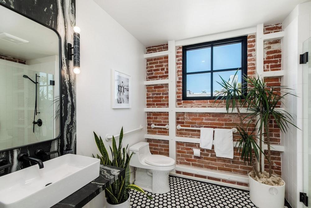 The Brick Hotel photo 41