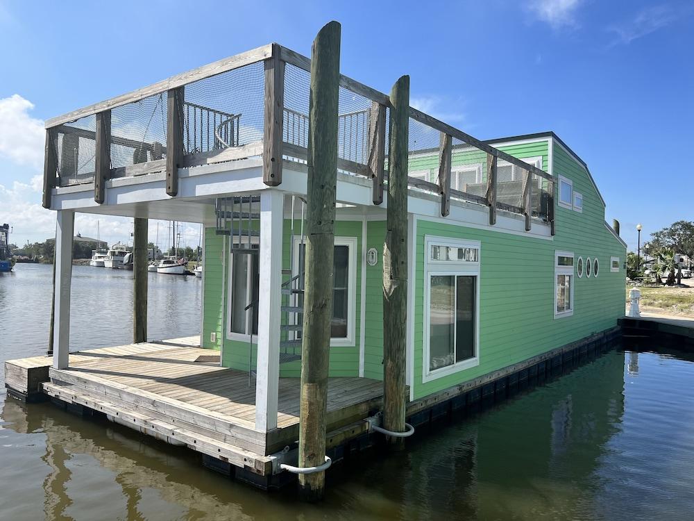 New Orleans RV Resort & Marina photo 36